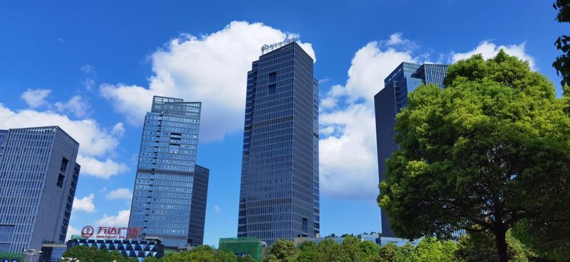 企业网站建设，助您驶入数字化快车道